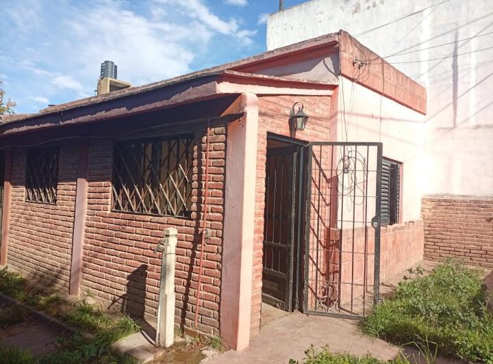 Casa · 77m² · 6 Ambientes