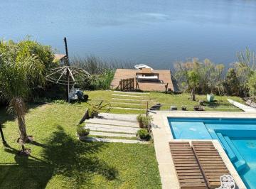 Casa · 286m² · 10 Ambientes · 2 Cocheras · Venta Casa a La Laguna en San Isidro Labrador - Villanueva