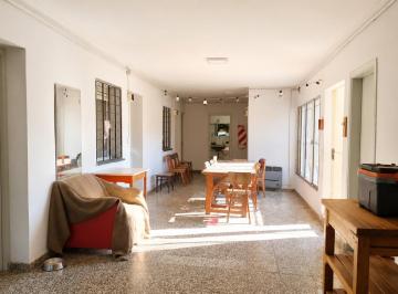 Oficina comercial · 246m² · 15 Ambientes · Casa - Venta - Prox Estacion Virreyes / Ideal Centro Médico, Geriátrico o Institución