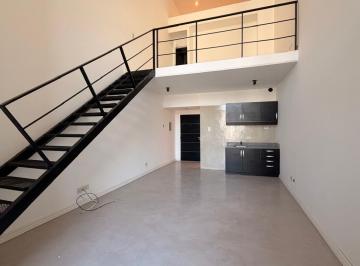 Departamento · 65m² · 2 Ambientes · 1 Cochera · Departamento en Venta en Segundo Piso con Gran Orientación - Ayres Vila