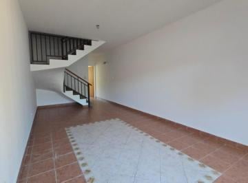 Casa · 115m² · 4 Ambientes · Casa en Venta - 2 Dorm. 2 Baños - 115 m - Trelew