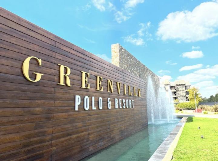 Terreno · 958m²