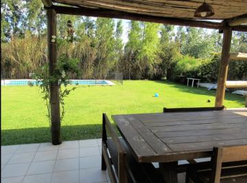 Casa · 750m² · 6 Ambientes · 2 Cocheras · Casa en Santa Catalina Alquiler Febrero 2027