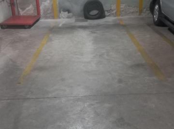 Garage , Rosario · Cochera en Edificio