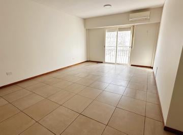 Departamento · 61m² · 3 Ambientes · Departamento de 3 Ambientes con Terraza Propia!