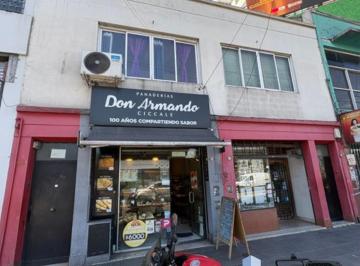 Local comercial · 52m² · 1 Ambiente · Excel Local/ Ofic Fte 1der Piso Pta Libre S/av Cabildo Ideal Gimn/pilates/estudio