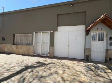 Bodega-Galpón de 2 ambientes, Ciudad de Mendoza · Galpón en Alquiler 100 m² – Sexta Sección – Solo Depósito