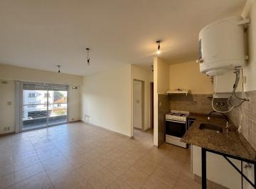 Departamento · 42m² · 2 Ambientes · Alquiler Departamento 2 Ambientes con Balcón en Morón.
