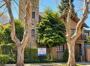 Casa de 8 ambientes, Berazategui · Casa en Venta en Ranelagh