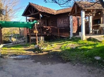 Casa · 300m² · 8 Ambientes · Casa en Las Mojarras