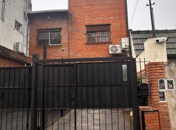 PH de 4 ambientes, Tres de Febrero · Venta - PH - Falucho Al 1000 - 4 Ambientes - Parque - Pileta - Quincho - Ciudadela