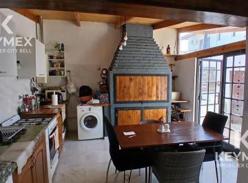 PH · 46m² · 2 Ambientes · PH de 1 Dormitorio en Venta, Tolosa