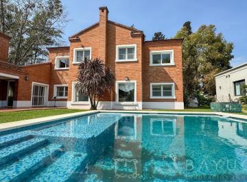 Casa · 296m² · 7 Ambientes · 6 Cocheras · Venta - Casa en Barrio Privado Sausalito - Pilar