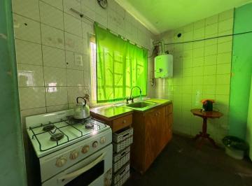 Casa · 62m² · 3 Ambientes · Venta - Casa en Ludueña - Patio
