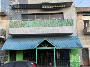 Local comercial · 160m² · 2 Ambientes · Local Comercial Amplio Sobre Av, Opcional 2 Plantas - Wilde
