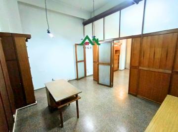 Local comercial · 52m² · 2 Ambientes · Oficina en Venta en Galeria Cinerama – Oportunidad de Inversión en Centro