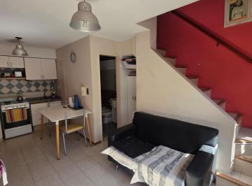 PH · 75m² · 3 Ambientes · PH en Lanús Este