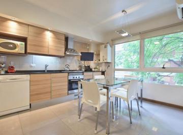 Departamento de 4 ambientes, Caballito · Piso de 4 Ambientes, con Cochera y Patio con Parrilla.