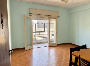 PH · 61m² · 3 Ambientes · Venta PH 3amb Balcon Sin Expensas Parque Patricios