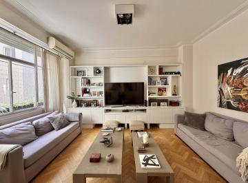 Departamento · 172m² · 4 Ambientes · 1 Cochera · Venta de Distinguido Departamento de 3 Dorm. con Cochera en Recoleta