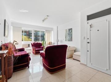Departamento · 104m² · 4 Ambientes · 4 Ambientes con Dependencia y Balcón Amoblado en Alquiler Temporario en Palermo
