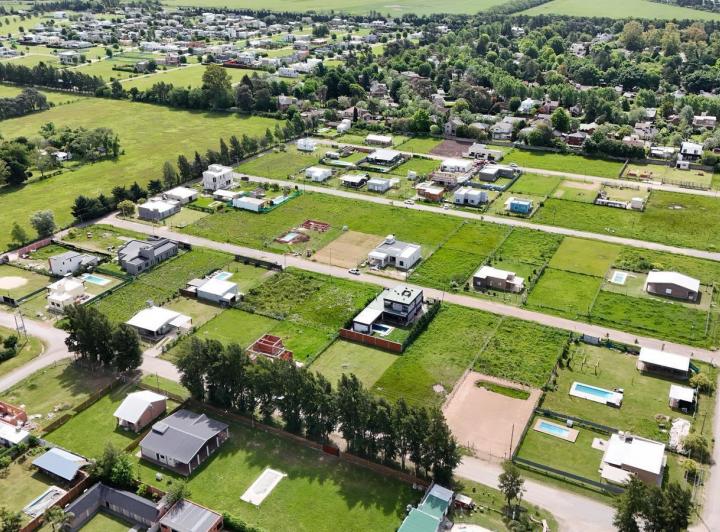 Terreno · 600m²