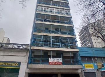Departamento de 4 ambientes, Balvanera · 4 Ambientes Al Frente con Cochera Bajas Expensas