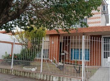 PH de 5 ambientes, Quilmes · Alquiler de PH en Quilmes Oeste