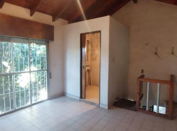 Casa · 135m² · 4 Ambientes · 1 Cochera · Casa 4 Amb C/ Local y Garage Loma Hermosa 3 de Feb