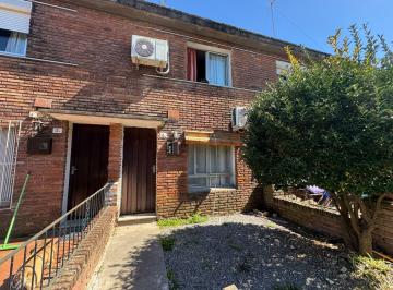 Departamento · 55m² · 2 Dormitorios · Venta de Apartamento de 2 Dorm. con Jardín y Patio en Carmelo, Uruguay