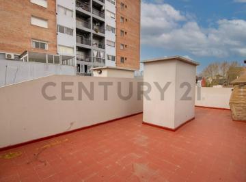 Departamento · 59m² · Venta | Dúplex 3 Ambientes con Cochera, Terraza y Parrilla – Santos Lugares