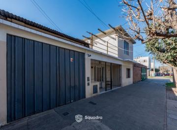 Casa · 83m² · 4 Ambientes · 1 Cochera · Venta | Permuta - Casa 3 Dorm. con Patio, Terraza y Cochera - Barrio Ludueña, Rosario.