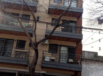 Departamento de 1 ambiente, Caballito · Excelente Monoambiente con Gran Patio