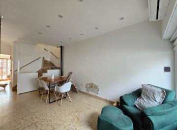 Casa · 66m² · 3 Ambientes · 1 Cochera · Dúplex en Venta en Ramos Mejía