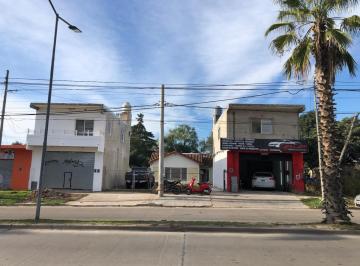 Edificio · 295m² · 7 Ambientes · 4 Cocheras · Edificio Comercial, Amplia Vivienda, 2 Locales y 2 Departamentos en Block 295 m²