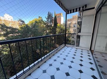 Departamento · 155m² · 5 Ambientes · 1 Cochera · Excelente 5 Ambientes + Dependencia con Balcón y Vista Verde en Recoleta