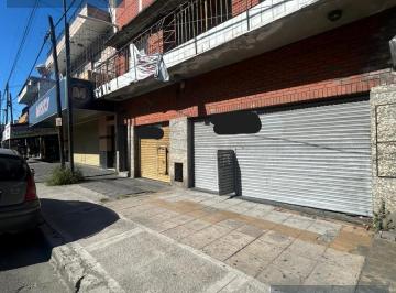 Local comercial · 160m² · 1 Ambiente · Local Sobre Camino en Alquiler Wilde
