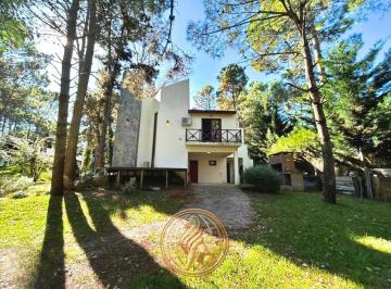 Casa · 155m² · 4 Ambientes · 1 Cochera · Venta Casa Cariló Financiación Disponible Oportunidad