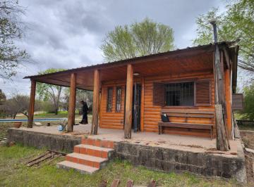 Casa de 3 ambientes, Bialet Massé · Cabaña con Pileta en Bialet Massé.