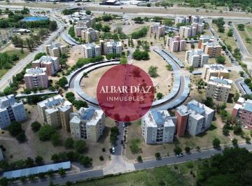 Departamento · 90m² · 5 Ambientes · 1 Cochera · Excelente Depto en Alquiler de 3 Dorm. en Balcones del Chateau