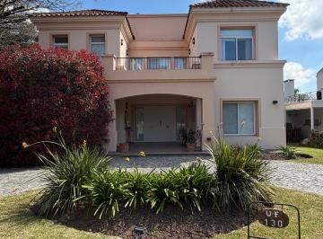 Casa de 6 ambientes, Berazategui · Casa en Alquiler Amoblada en Fincas de Iraola 1