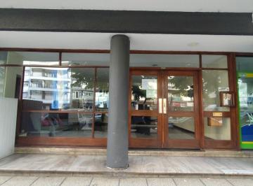 Departamento de 2 ambientes, Mar del Plata · Depto 2 Amb en Av Colón y Las Heras a Una Cuadra del Mar.. Luminoso. Equipado Para 4 Personas