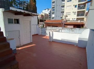 PH · 64m² · 2 Ambientes · Oportunidad! PH con Terraza en La Mejor Zona de Urquiza