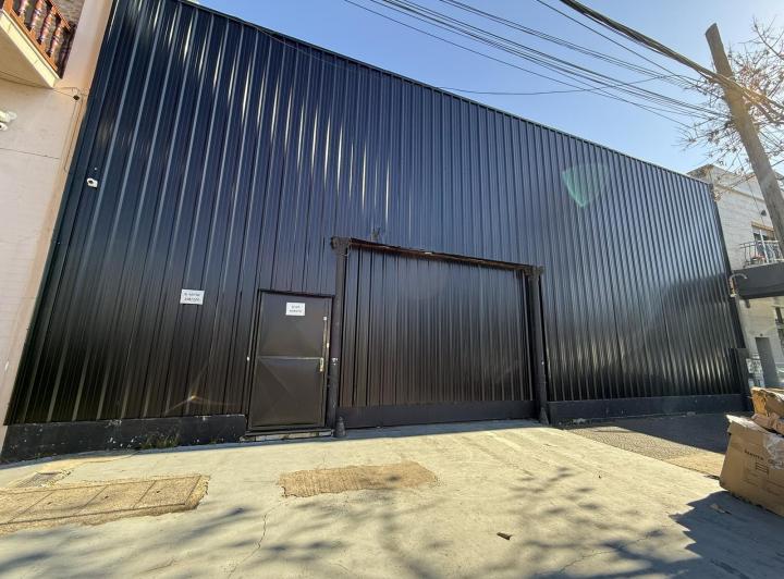 Bodega-Galpón · 651m²