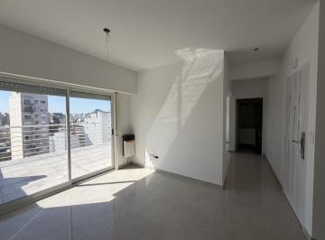 Departamento · 35m² · 2 Ambientes · Depto Divisible 2 Amb con Balcón Terraza - Opción + Cochera