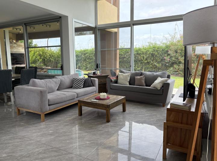 Casa en alquiler en Los Alisos · 4 ambientes