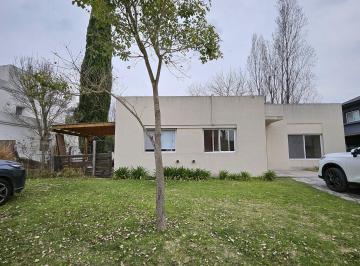 Casa · 105m² · 3 Ambientes · Casa - El Lucero