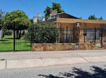 Casa · 123m² · 3 Ambientes · Venta - Casa en Capitan Bermudez