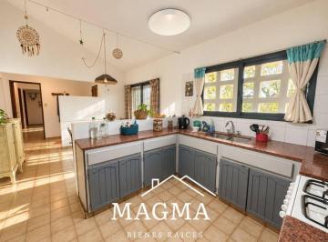 Casa de 8 ambientes, Córdoba · Casa en Venta – Granja Funes! 3 Dorm.! Apto Crédito!