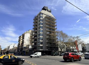 Departamento · 49m² · 2 Ambientes · Amplio 2 Amb con Doble Balcón - 61 m²